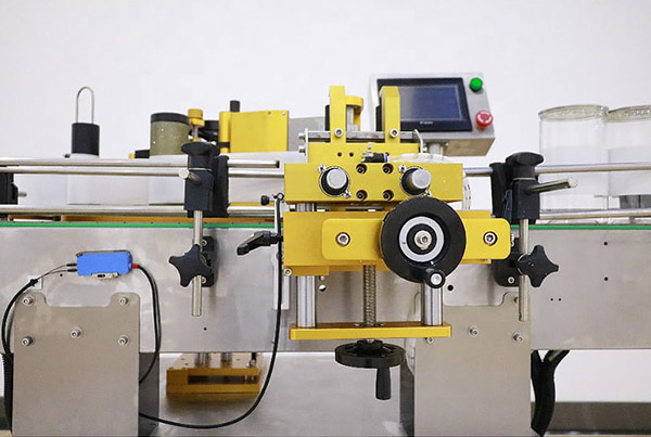 automatic round bottle labeling machine with date printing machine