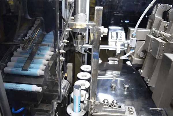 tube packing machine