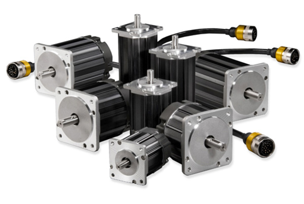 Use of servomotors in filling equipment