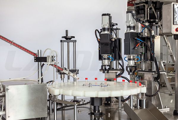 diagnostic reagent filling machine