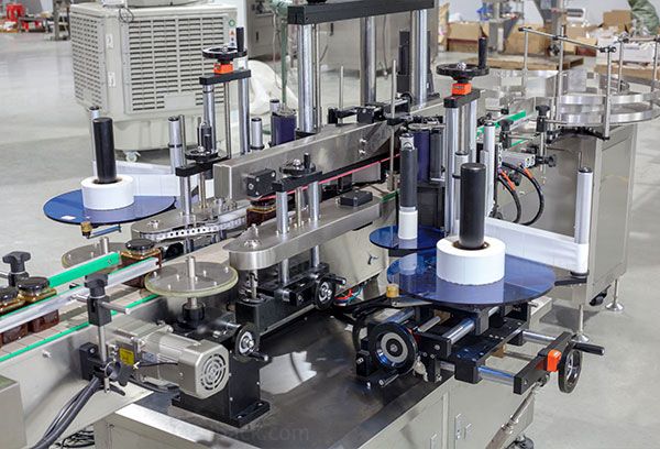 bottle filling capping and labeling machine