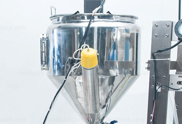 liquid sachet filling machine