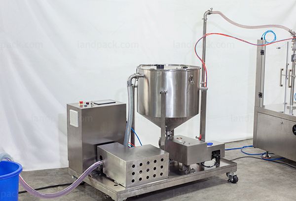 liquid pouch packing machine