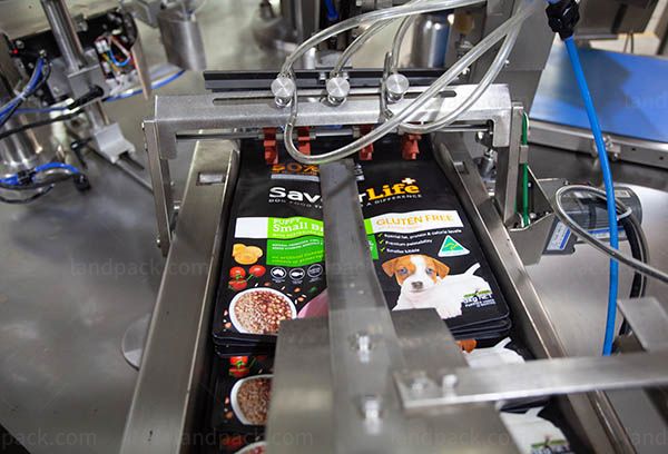 cat food packing machine