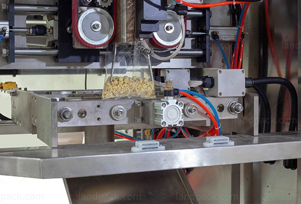 candy pouch packing machine