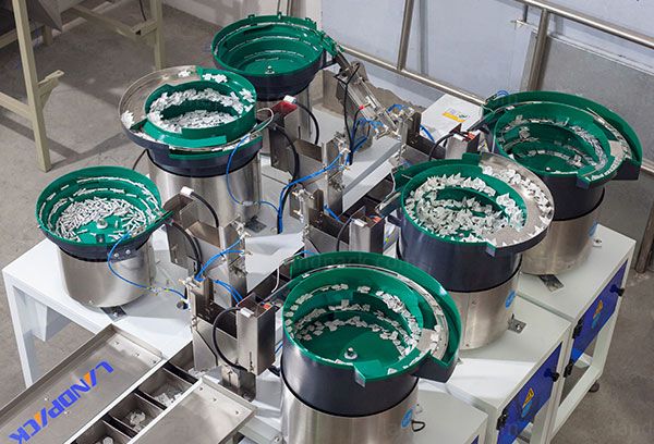 hardware packaging machine