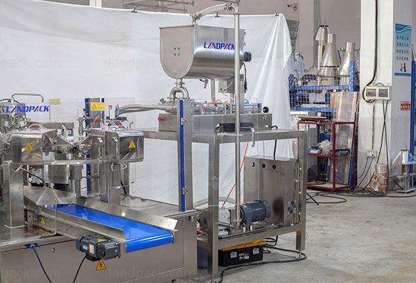 pharmaceutical liquid filling equipment