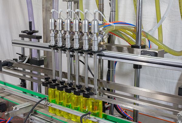 juice filling and sealing machine