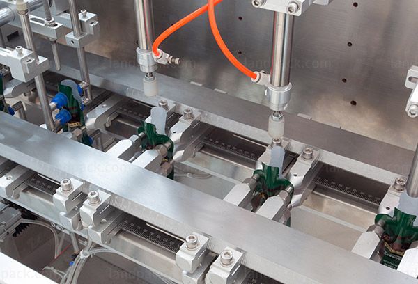 juice filling and sealing machine