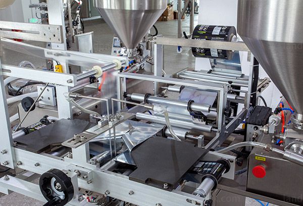 automatic shampoo sachet packing machine