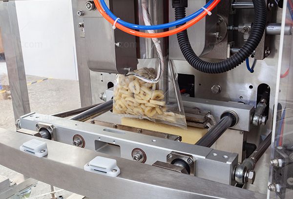 pickle bottle packing machine