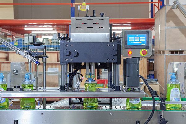 automatic liquid filling machine