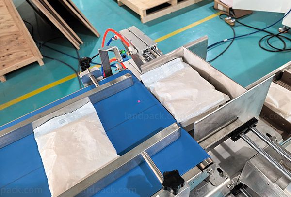 cartoning packaging machine