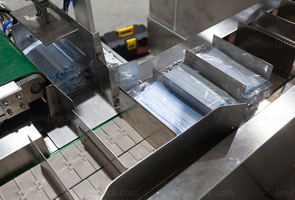 cartoner packaging machine