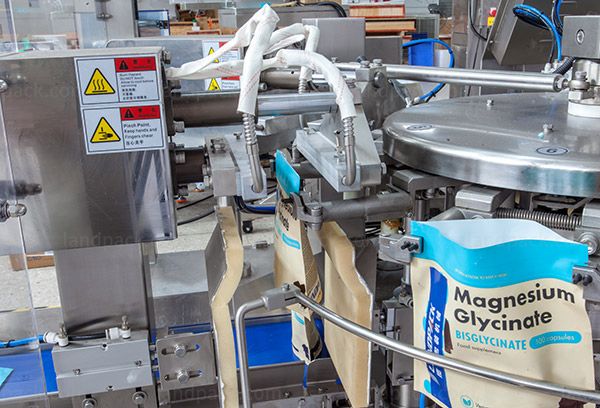 medicine packing machine