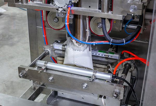 auger powder filling machine