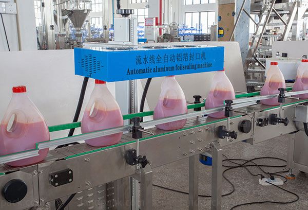 hot sauce bottling machine