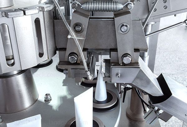 tube filling sealing machine