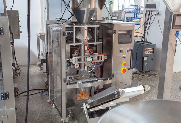 peanut packaging machine
