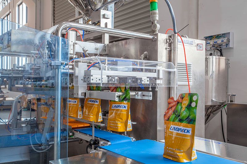 Juice Jelly Horizontal Pouch Packing Machine Spout Pouch Filling and Sealing Machine