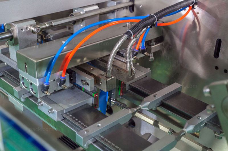 Automatic Gummy Weighing Doypack Packing Machine for Premade Zipper Pouch Automatic Gummy Weighing Doypack Packing Machine for Premade Zipper Pouch