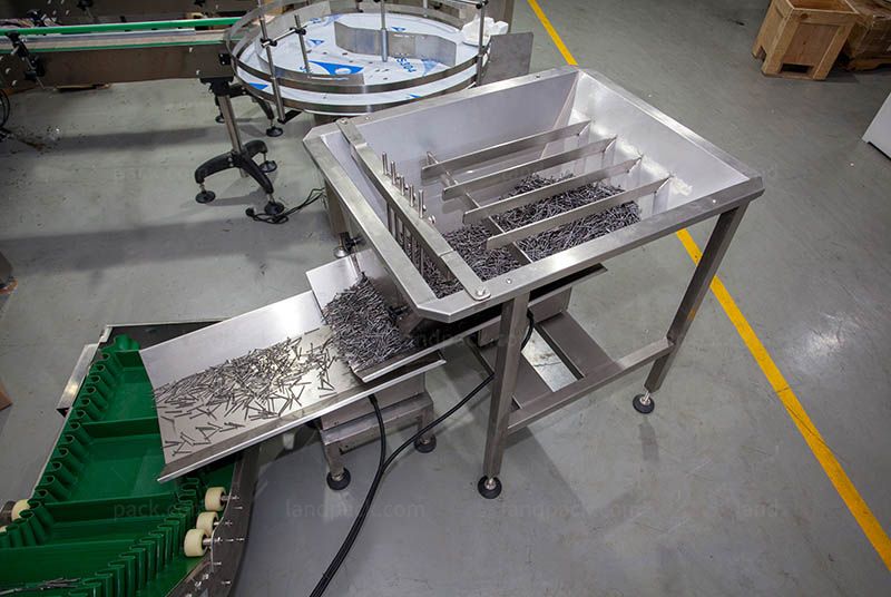 Automatic Fastener Weighing Packing Machine Box Filling Machine Automatic Fastener Weighing Packing Machine Box Filling Machine