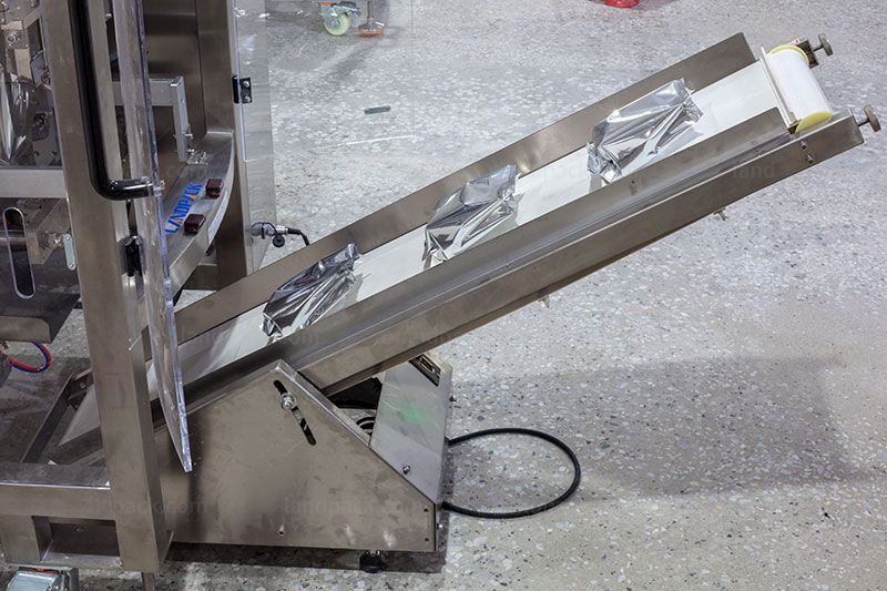 Flour Packing Machine | Automatic Vertical Form Fill Seal Machine