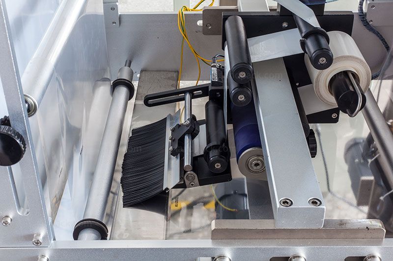 Dry Fruit Packing Machine | Automatic Raisin Vffs Packaging Machine Dry Fruit Packing Machine | Automatic Raisin Vffs Packaging Machine