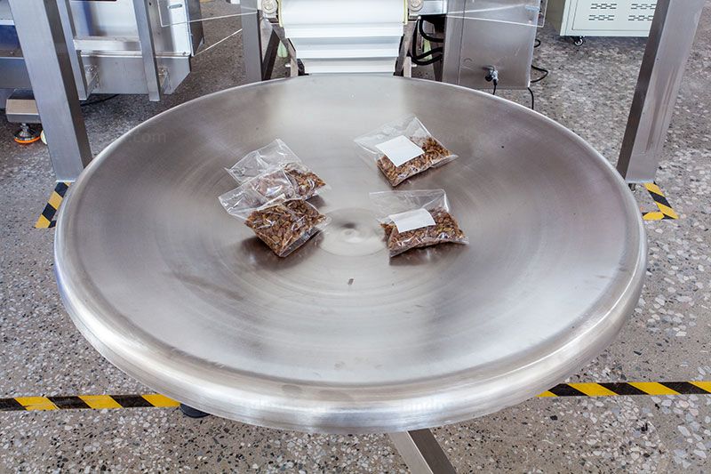 Dry Fruit Packing Machine | Automatic Raisin Vffs Packaging Machine Dry Fruit Packing Machine | Automatic Raisin Vffs Packaging Machine