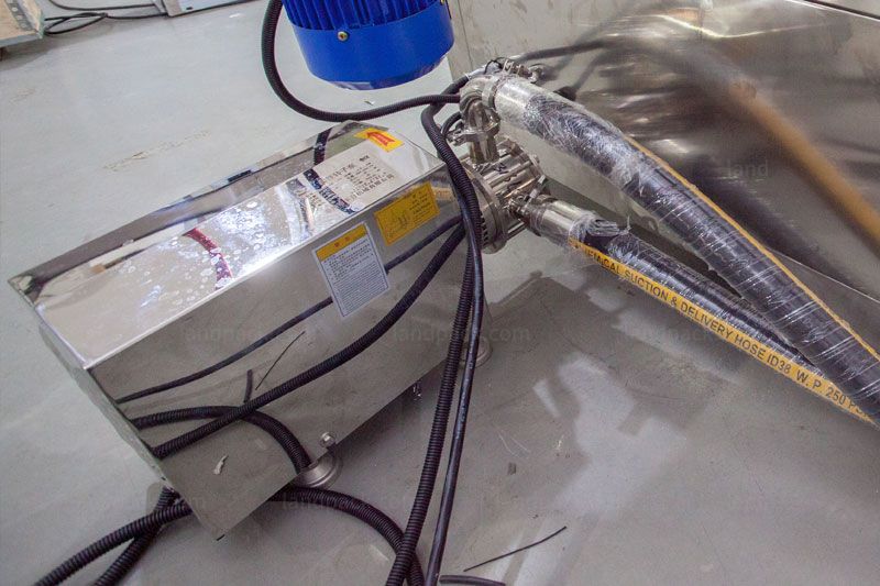 Chemical Filling Machine | High Precision Corrosive Liquid Bottle Filling Machine